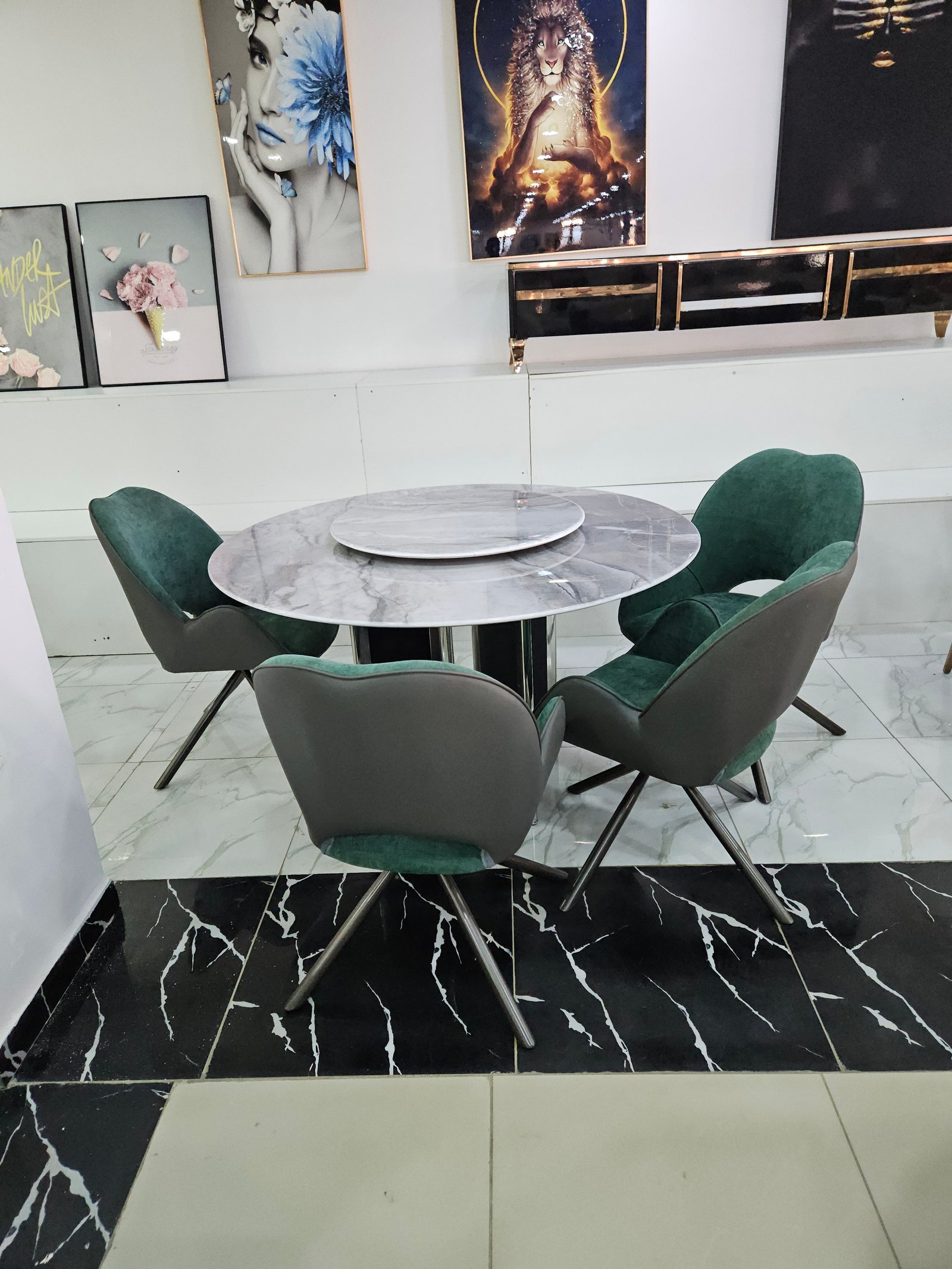Dining 3