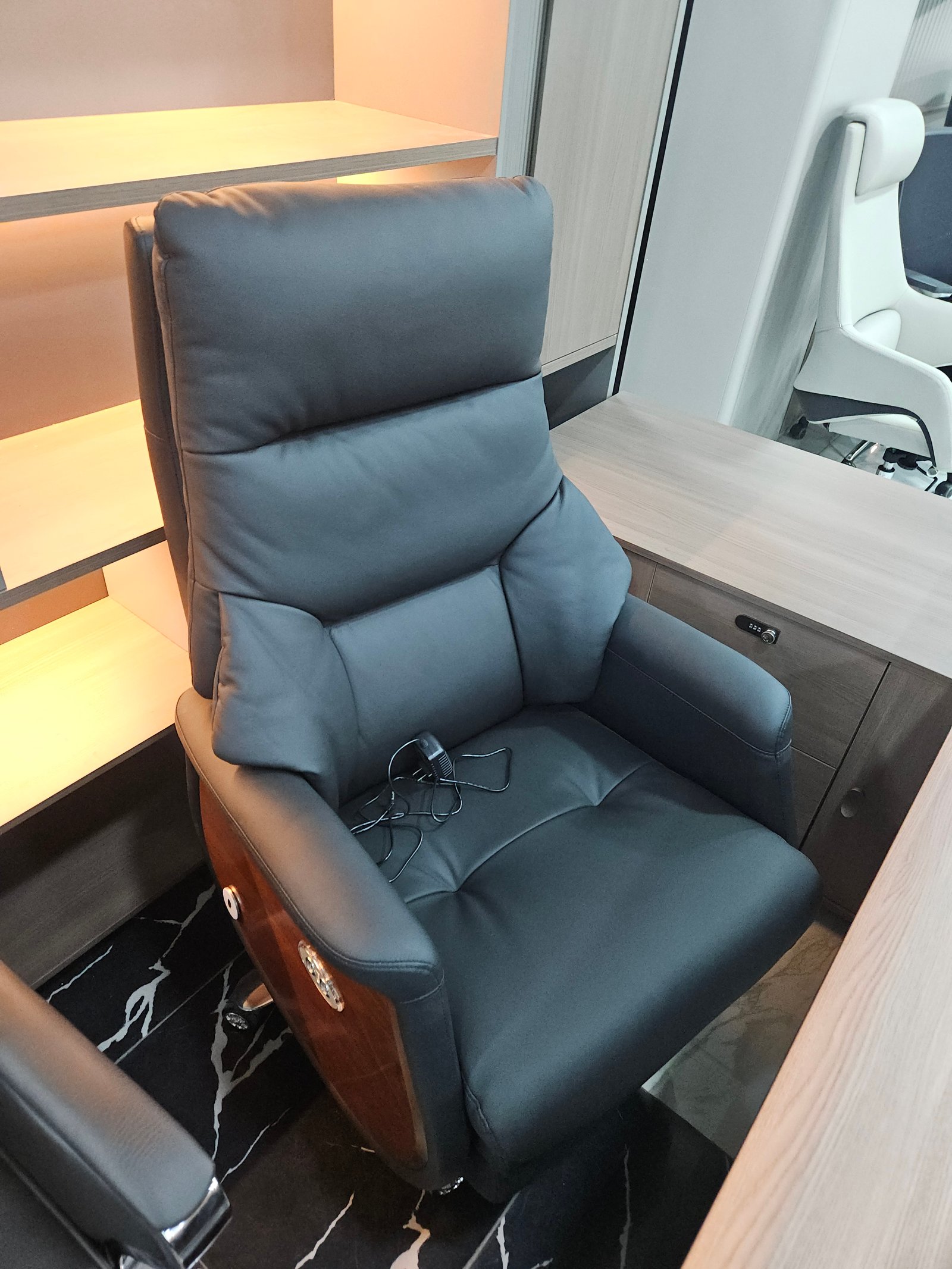 Office Furniture 8